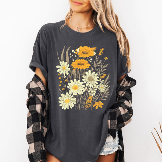 Wildflower Collage, Bouquet, Vintage, Nature, Comfort Colors T-Shirt