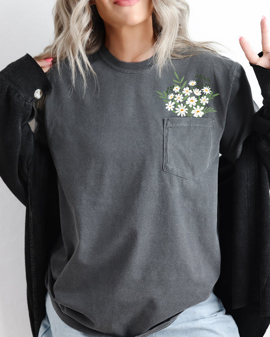 Floral Pocket, Vintage, Gorgeous Flowers, Boho Floral Design, Summer Vibes, Gardening, Festival, Nature Shirt Comfort Colors T-Shirt