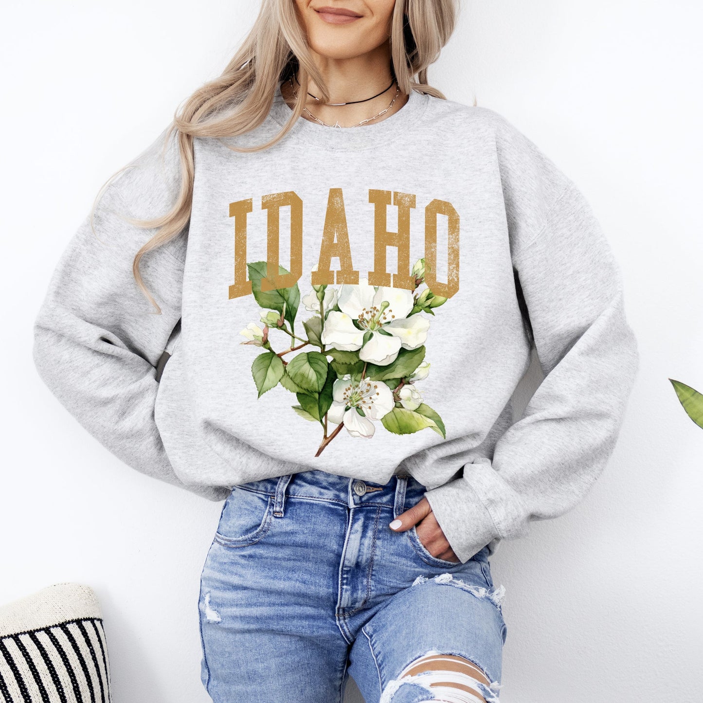 Idaho State Flower Sweatshirt